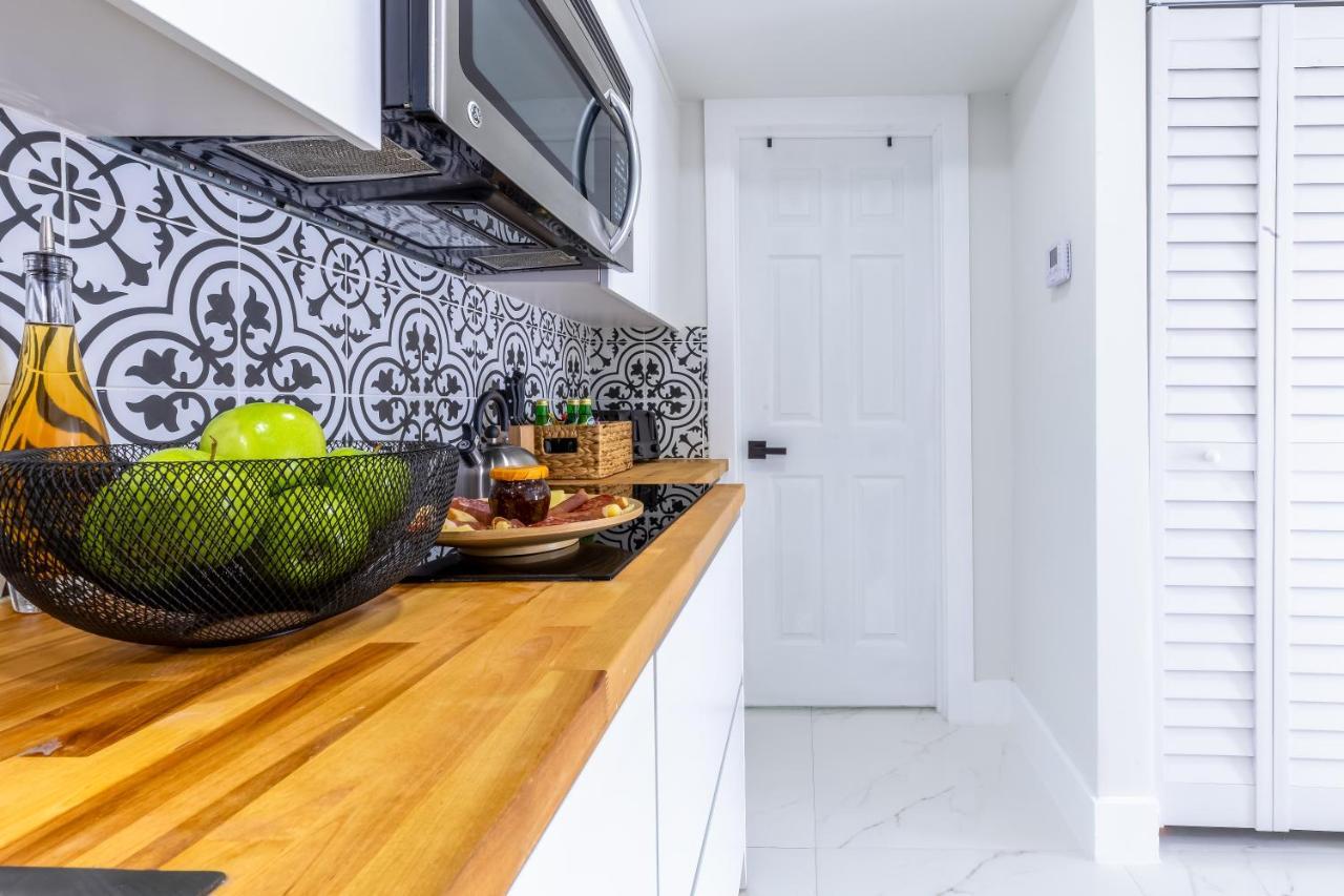 Serenity Lodge Condo ไมอามี ภายนอก รูปภาพ