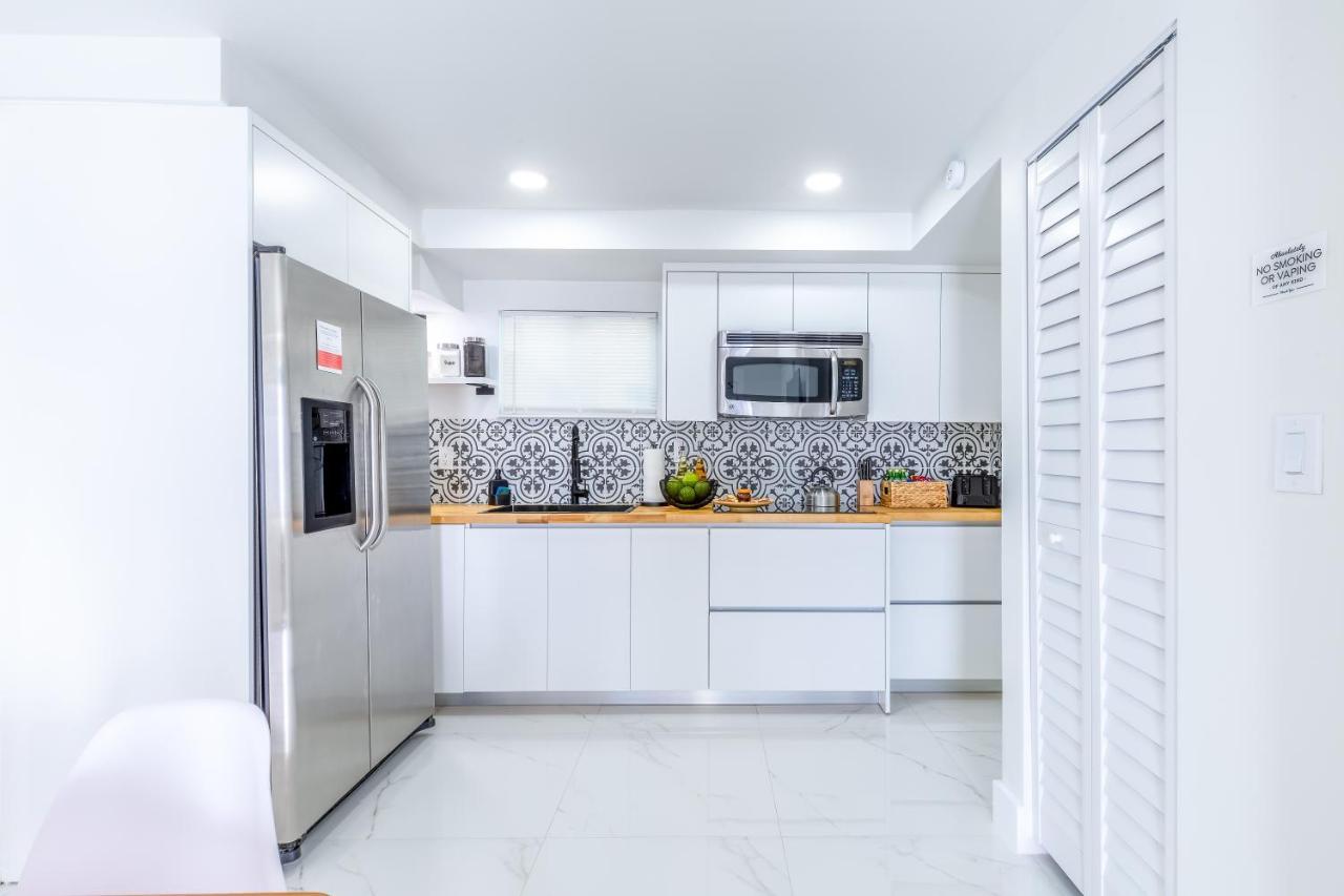 Serenity Lodge Condo ไมอามี ภายนอก รูปภาพ